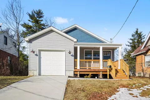 3964 Zinsle Ave, Cincinnati, OH 45213
