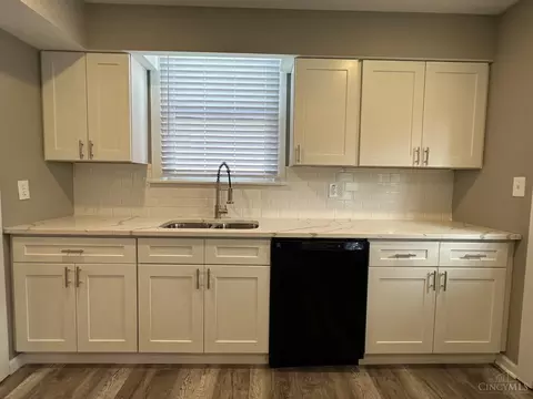 2860 Dirheim Ave, Cincinnati, OH 45211 photo 15