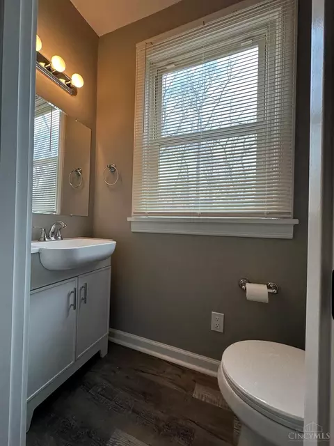 2860 Dirheim Ave, Cincinnati, OH 45211 photo 18