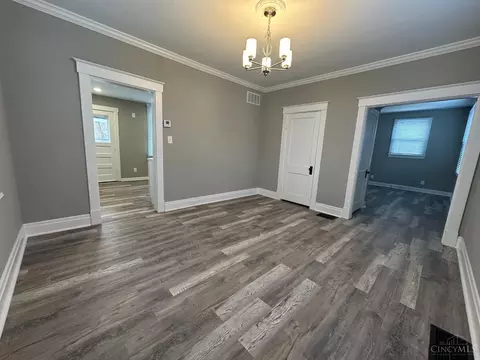 2860 Dirheim Ave, Cincinnati, OH 45211 photo 17