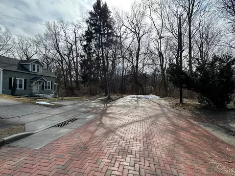 2860 Dirheim Ave, Cincinnati, OH 45211 photo 34
