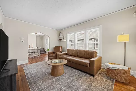 Living - 6221 Hedge Ave, Cincinnati, OH 45213 photo 2 of 3