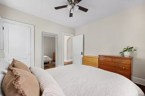 Bedroom - 6221 Hedge Ave, Cincinnati, OH 45213 photo 3 of 6
