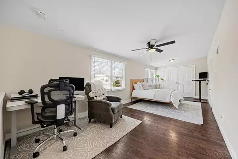 Bedroom - 6221 Hedge Ave, Cincinnati, OH 45213 photo 6 of 6