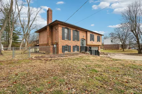 4834 Summerside Rd, Cincinnati, OH 45244 photo 2