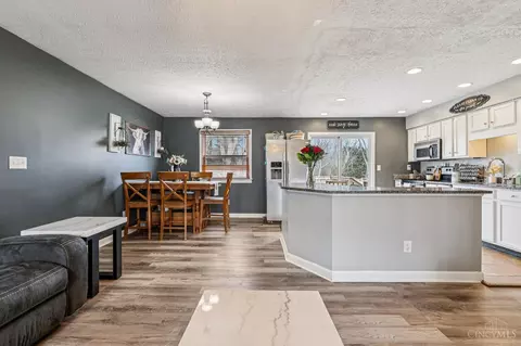 4834 Summerside Rd, Cincinnati, OH 45244 photo 7
