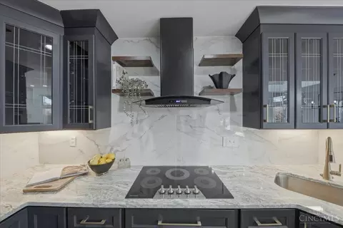 Kitchen - 11 Spring Hill Dr, Mariemont, OH 45227 photo 6 of 6