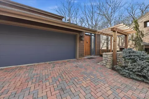 Other - 11 Spring Hill Dr, Mariemont, OH 45227 photo 2 of 24