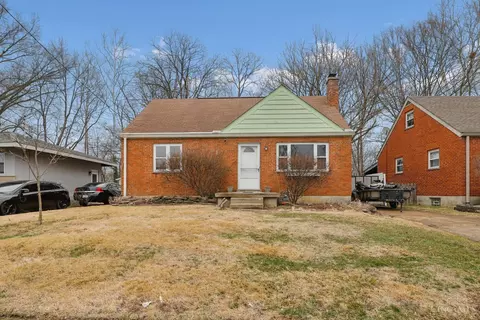 7122 Bluecrest Dr, Anderson Twp, OH 45230