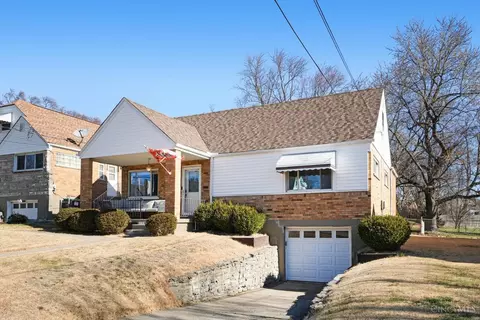 Exterior - 1092 Morado Dr, Cincinnati, OH 45238 photo 2 of 9