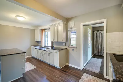 Kitchen - 1092 Morado Dr, Cincinnati, OH 45238 photo 1 of 4