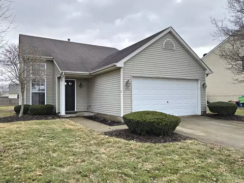7312 Pinewood Dr, Franklin, OH 45005