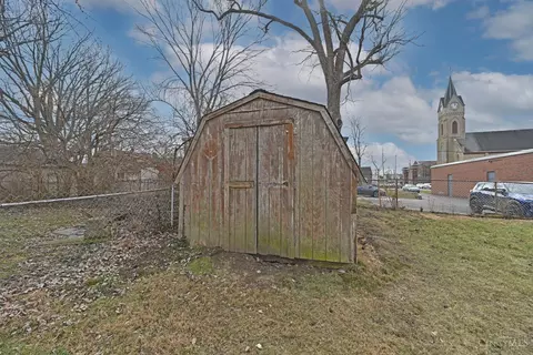 Exterior - 329 Walnut St, Reading, OH 45215 photo 8 of 9