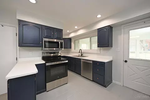 Kitchen - 329 Walnut St, Reading, OH 45215 photo 3 of 6