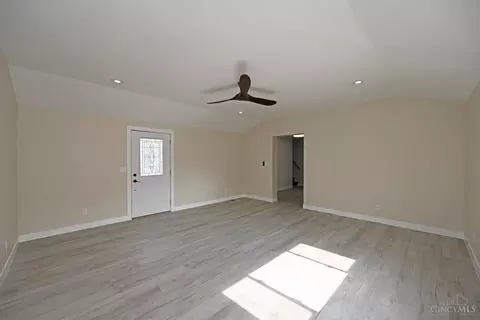 Living - 329 Walnut St, Reading, OH 45215 photo 2 of 5