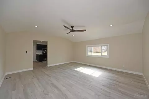 Living - 329 Walnut St, Reading, OH 45215 photo 1 of 5