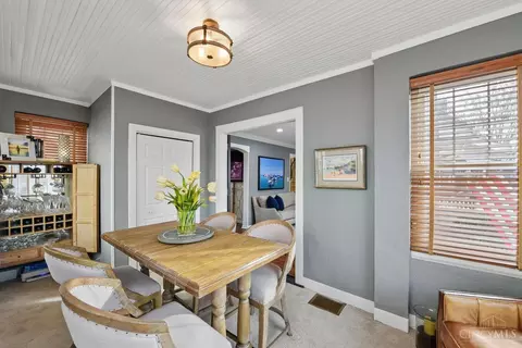 Dining - 2844 Markbreit Ave, Cincinnati, OH 45209 photo 3 of 4