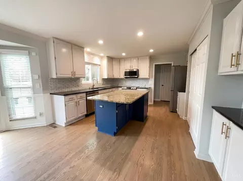 Kitchen - 770 Dorgene Ln, Cincinnati, OH 45244 photo 2 of 4