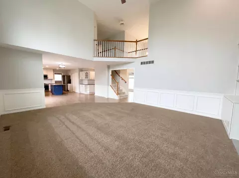 Living - 770 Dorgene Ln, Cincinnati, OH 45244 photo 5 of 9
