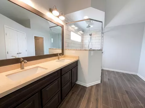 Bath - 770 Dorgene Ln, Cincinnati, OH 45244 photo 1 of 5