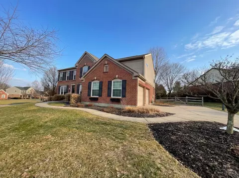 Exterior - 770 Dorgene Ln, Cincinnati, OH 45244 photo 3 of 4