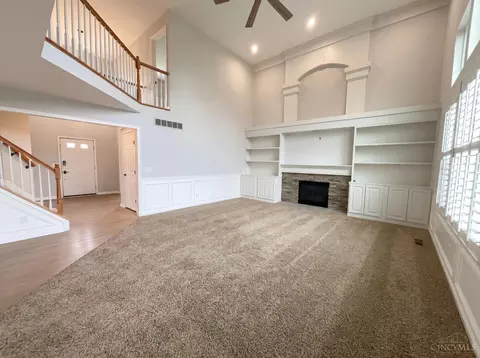 Living - 770 Dorgene Ln, Cincinnati, OH 45244 photo 1 of 9