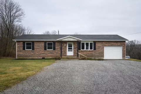 5878 Riber Rd, Hillsboro, OH 45133