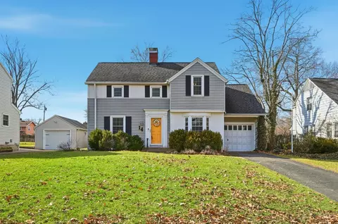 14 Santa Fe Rd, Middletown, OH 45042