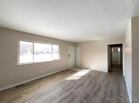 Living - 8724 Neptune Dr, Cincinnati, OH 45231 photo 1 of 4
