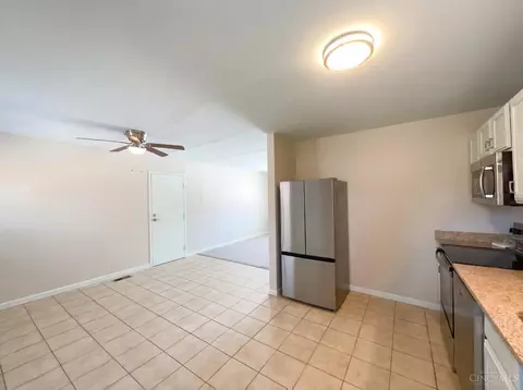 Kitchen - 8724 Neptune Dr, Cincinnati, OH 45231 photo 2 of 3