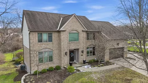 6716 Treeridge Dr, Cincinnati, OH 45244
