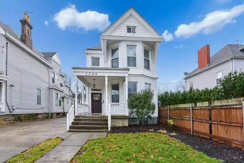 1723 Kinney Ave, Cincinnati, OH 45207