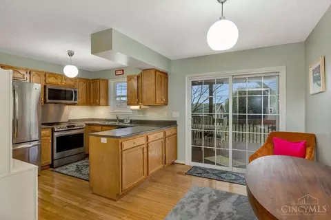 5372 Hester Rd, Oxford, OH 45056