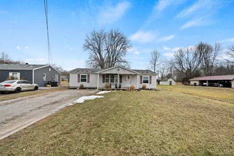 1915 Stumpy Ln, Goshen, OH 45122