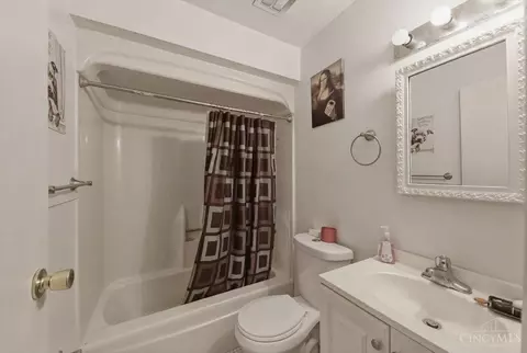 Bath - 2814 Harrison Ave, Cincinnati, OH 45211 photo 8 of 9