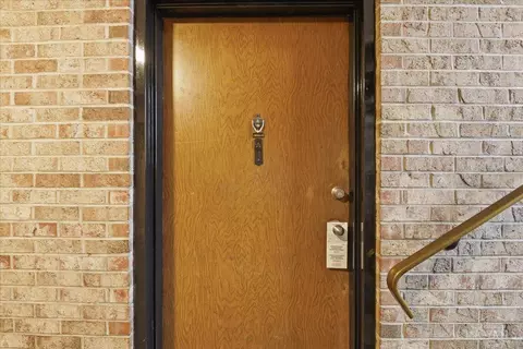 Entry Way - 2814 Harrison Ave, Cincinnati, OH 45211 photo 7 of 11