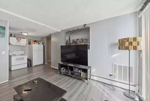Living - 2814 Harrison Ave, Cincinnati, OH 45211 photo 5 of 5