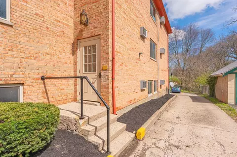 Exterior - 2302 Salvador St, Cincinnati, OH 45230 photo 5 of 7