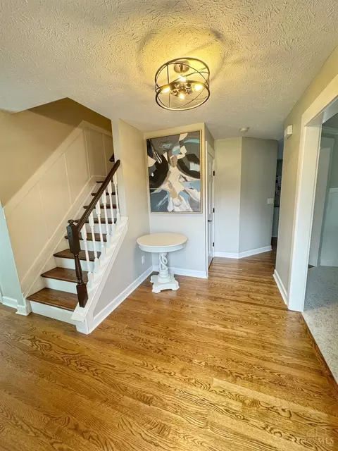 Entry Way - 854 Gorham Dr, Cincinnati, OH 45245 photo 1 of 2