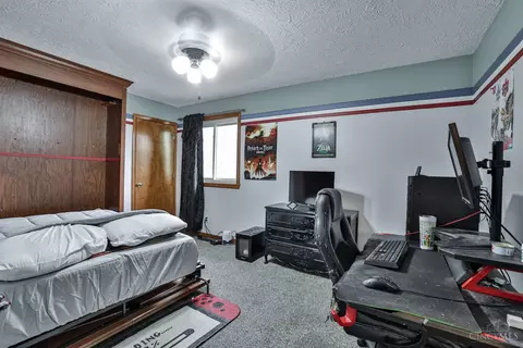 Bedroom - 11675 New Biddinger Rd, Harrison, OH 45030 photo 4 of 7