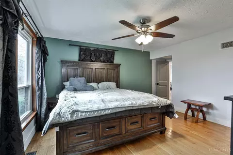 Bedroom - 11675 New Biddinger Rd, Harrison, OH 45030 photo 3 of 7