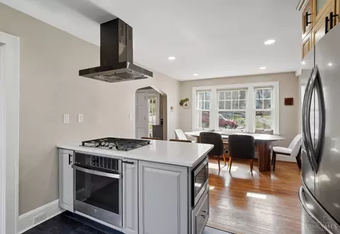 Kitchen - 320 Amazon Ave, Cincinnati, OH 45220 photo 4 of 4