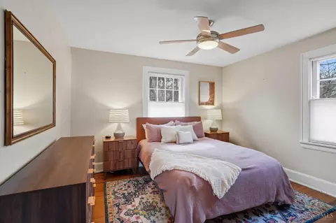 Bedroom - 320 Amazon Ave, Cincinnati, OH 45220 photo 1 of 4