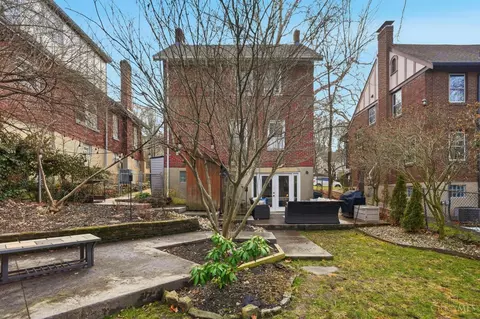 Exterior - 320 Amazon Ave, Cincinnati, OH 45220 photo 6 of 16