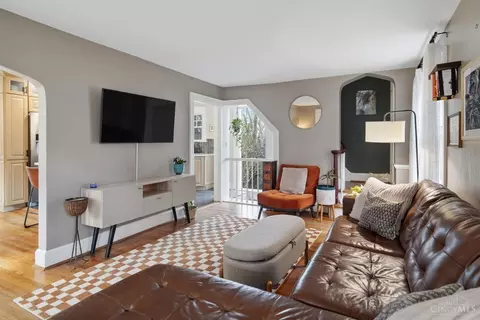Living - 320 Amazon Ave, Cincinnati, OH 45220 photo 3 of 3