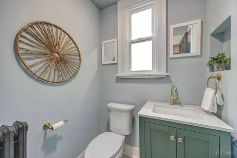 Bath - 2655 Harrison Ave, Cincinnati, OH 45211 photo 1 of 4