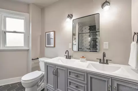 Bath - 2655 Harrison Ave, Cincinnati, OH 45211 photo 2 of 4