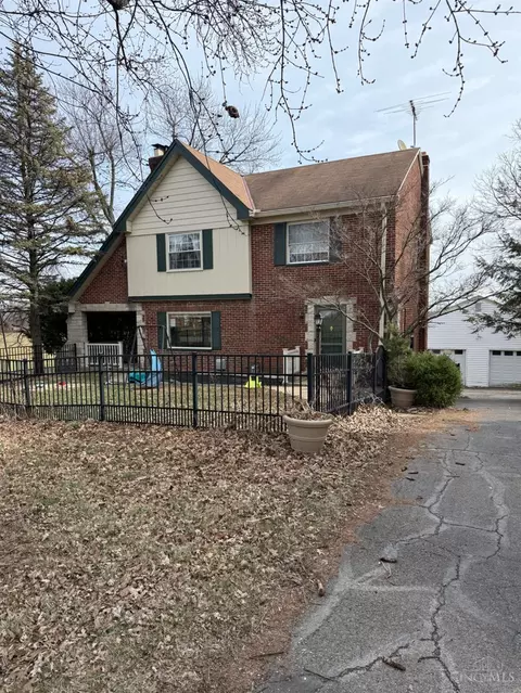 7634 Bridgetown Rd, Cincinnati, OH 45248