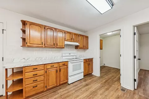 Kitchen - 20 Heritage Hill Dr, Georgetown, OH 45121 photo 4 of 7