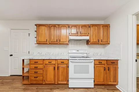 Kitchen - 20 Heritage Hill Dr, Georgetown, OH 45121 photo 3 of 7